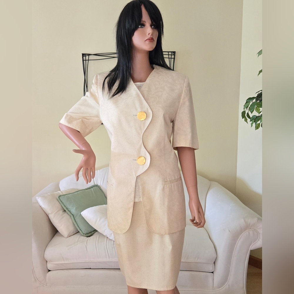Vintage, Bernard Holtzman/Harve Bernard Cream & White Woman's Suit, Size 12